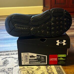 Under Armour Women's Charged Assert 10